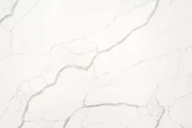 Calacatta Statuarietto quartz slab